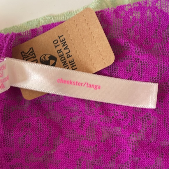 set of 2 PINK cheekster - Picture 4 of 8